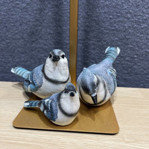 Blue Jay Family Birds Resin Mom Dad Baby Lof of 3 Excellent Condition - Picture 1 of 11